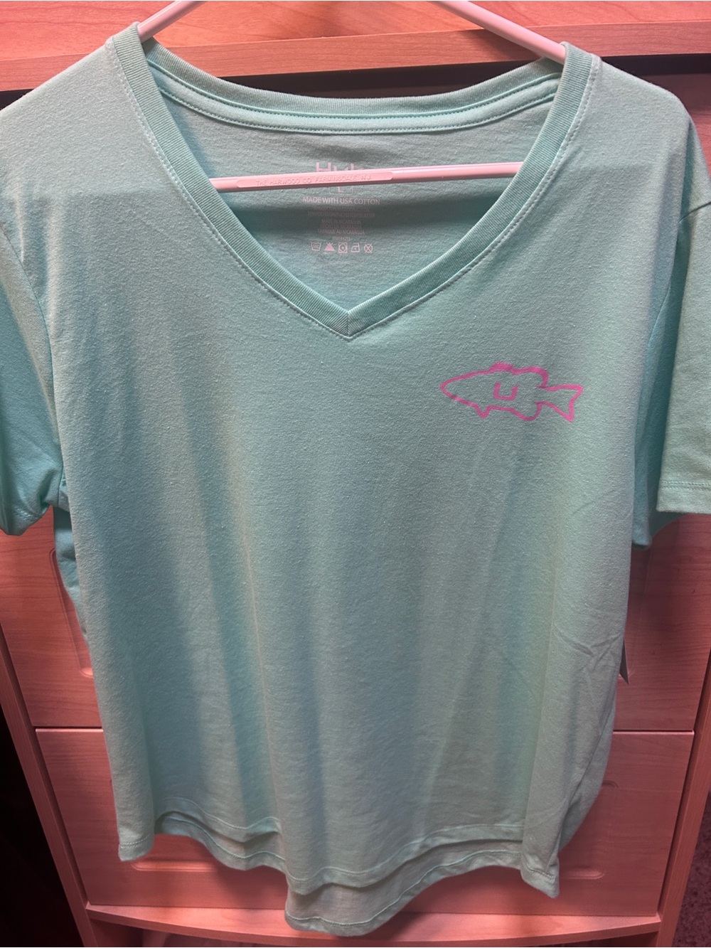 Women’s HUK Vneck T